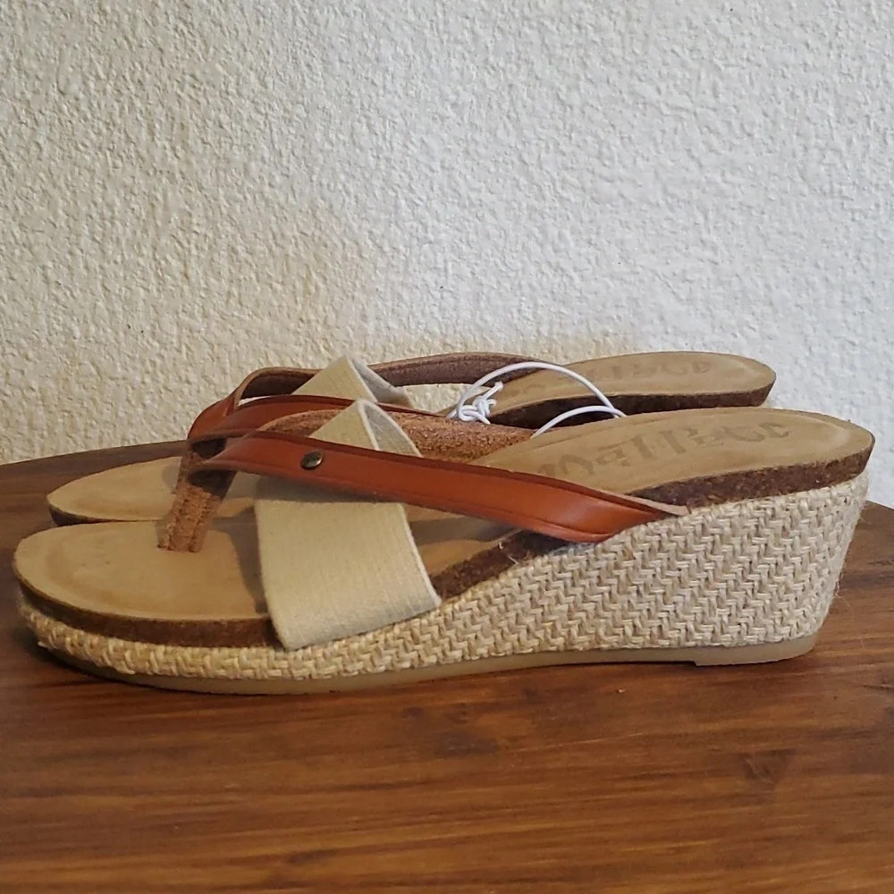 Mad love Womens Leather & Textile Thong Wedge Slide Neutral boho New! Sz.7